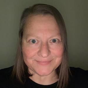 Meet your Posher, Julie